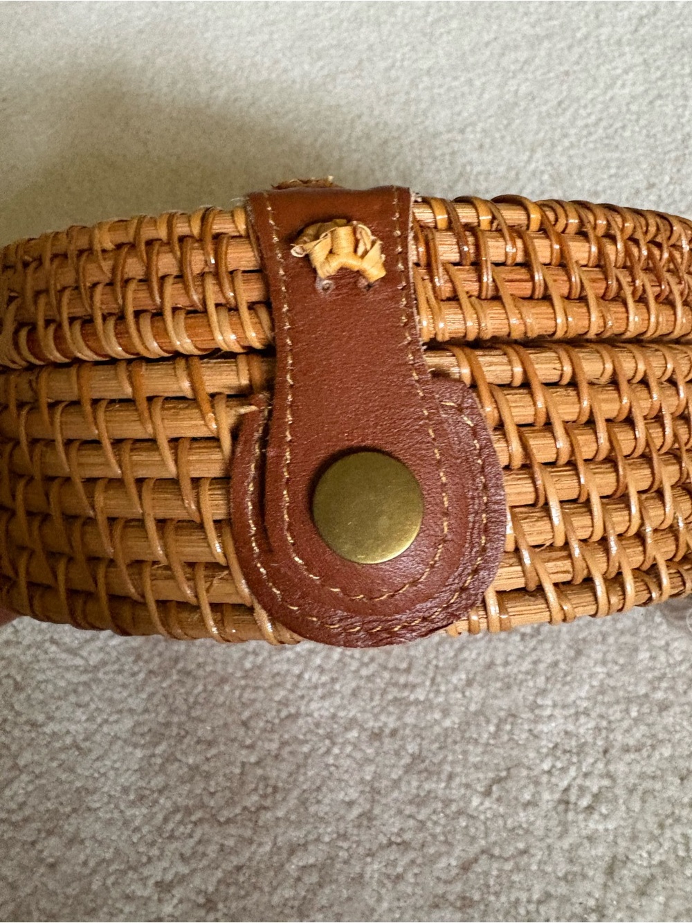 NWT Rattan Handcrafted Mother Of Pearl Shell Round Bucket bag Crossbody - Picture 6 of 16